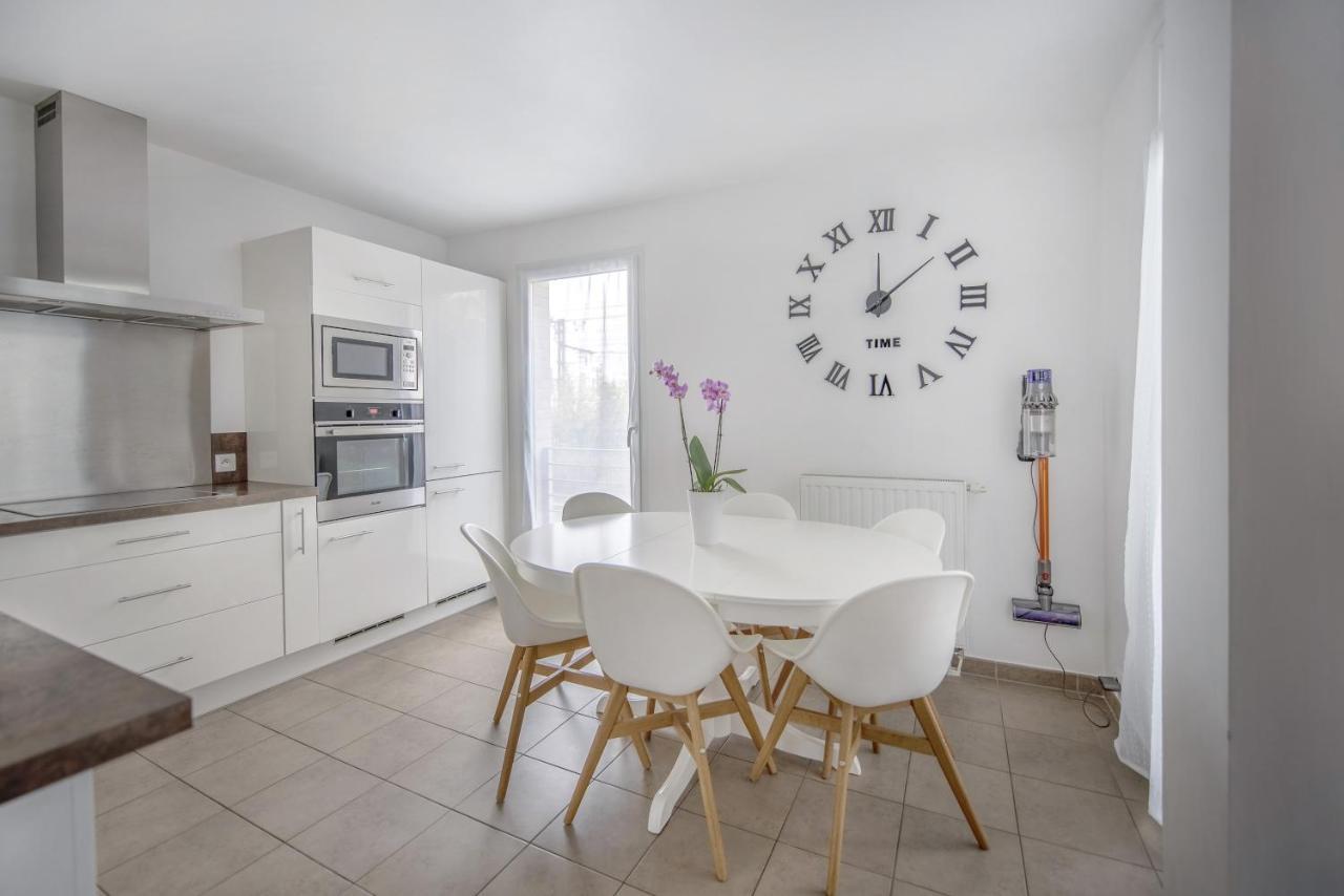 Apartment De 4 A 13 Minutes De Paris